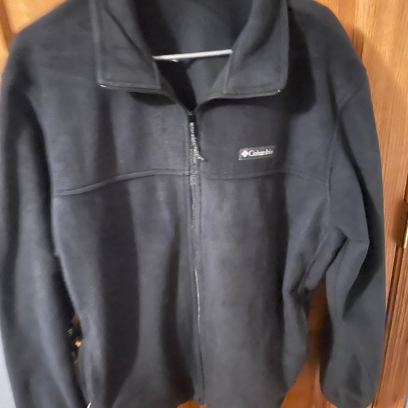Like New. Men’s Columbia fleece size XL - Picture 2 of 5